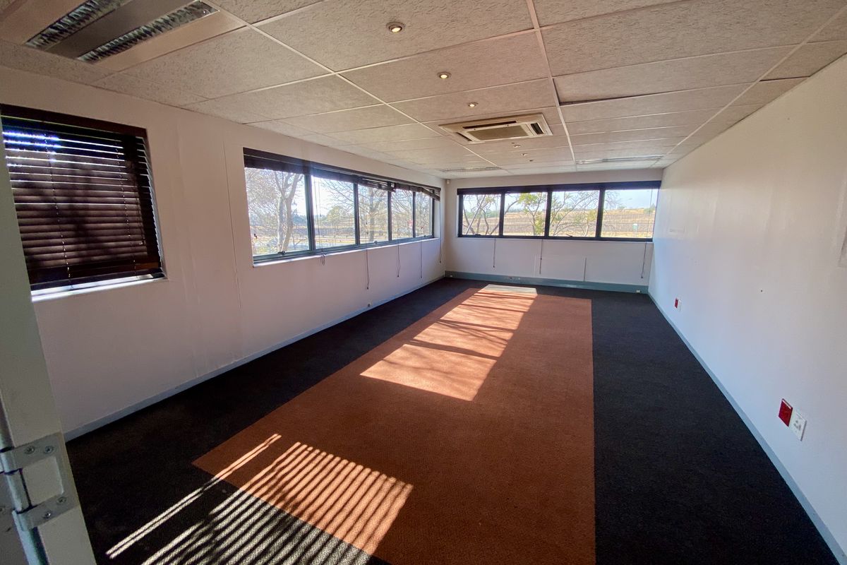 Fully fitted, bright, and neat office available for rent in Central Park, Randjespark. - Photo 3