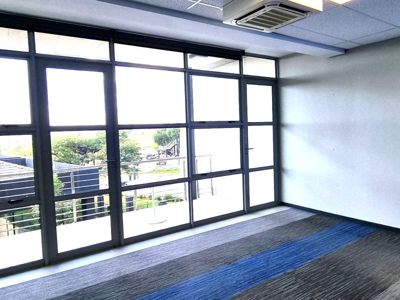 Stunning Office Space for Sale in Brian Street Lyme Park - Photo 6