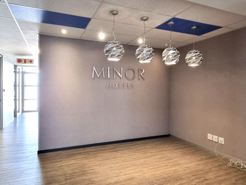 Stunning Office Space for Sale in Brian Street Lyme Park - Photo 2