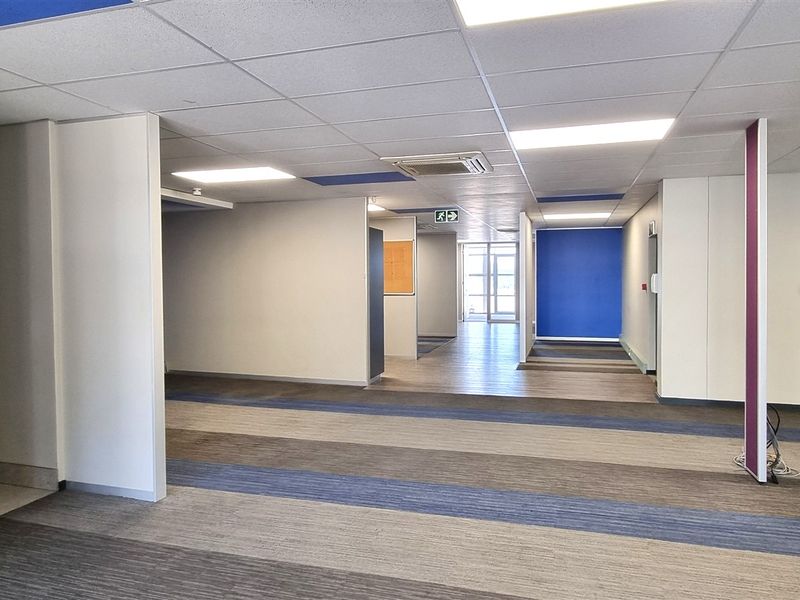 Stunning Office Space for Sale in Brian Street Lyme Park - Photo 9