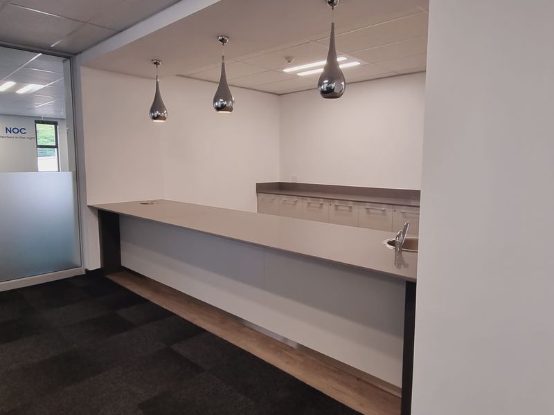 Office space to let in The Main Straight Office Park - Photo 7