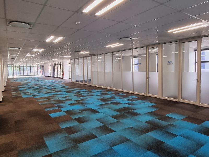 Office space to let in The Main Straight Office Park - Photo 4