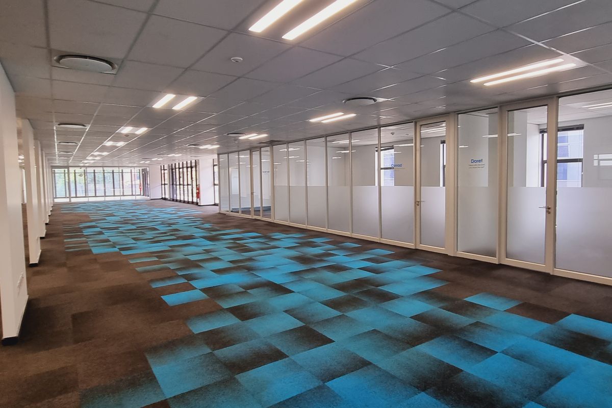 Office space to let in The Main Straight Office Park - Photo 4