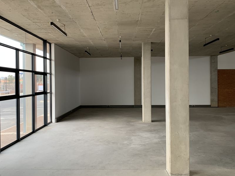 Warehouse to let in Longlake - Photo 6