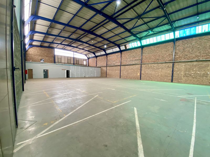 Highway facing warehouses for sale in Corporate Park South, Randjespark. - Photo 6