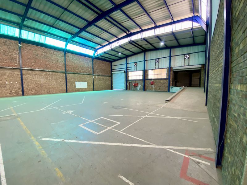 Highway facing warehouses for sale in Corporate Park South, Randjespark. - Photo 5