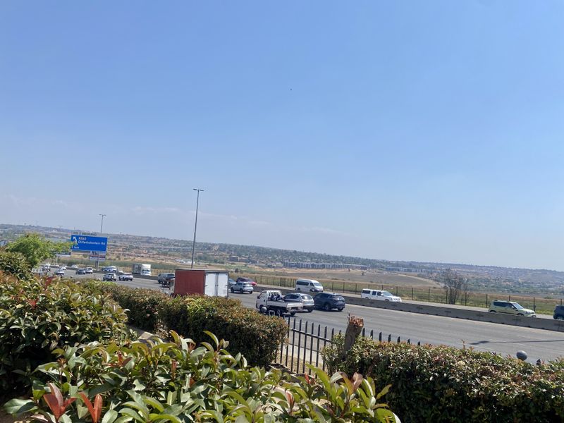 Highway facing warehouses for sale in Corporate Park South, Randjespark. - Photo 3