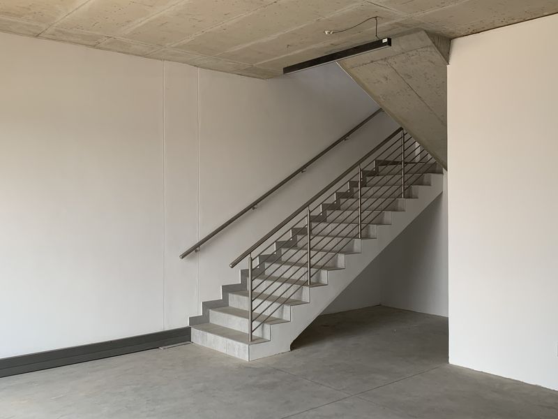 Warehouse to let in Longlake - Photo 7