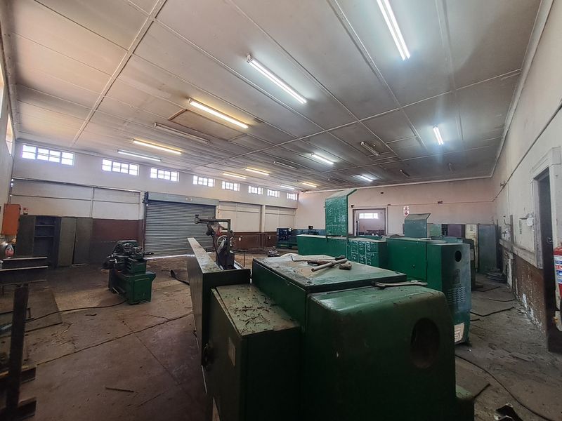 Prime Commercial property with 3 factories and more for Sale: Ideal Investment Opportunity - Photo 5