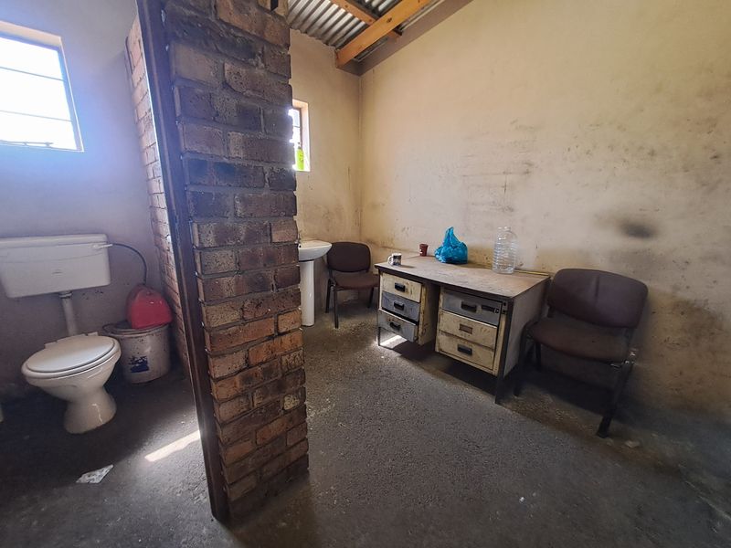 Prime Commercial property with 3 factories and more for Sale: Ideal Investment Opportunity - Photo 9