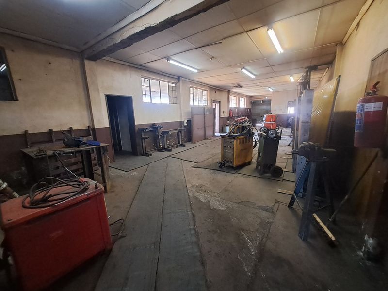 Prime Commercial property with 3 factories and more for Sale: Ideal Investment Opportunity - Photo 8