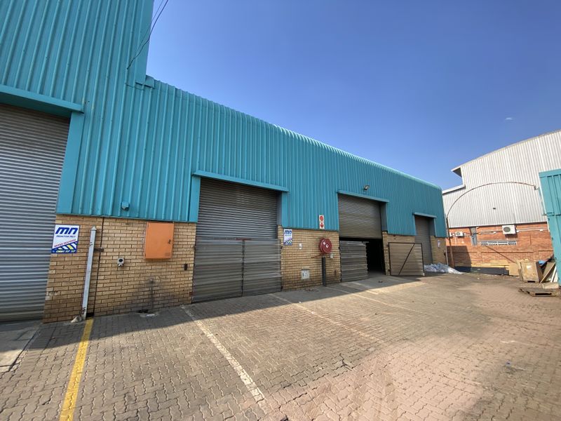 Secure Pan-handle boutique midi Warehouse Park, in Centurion. - Photo 3