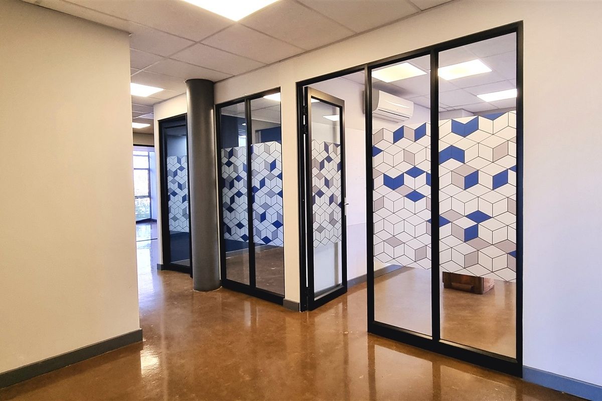 Short term Office Space to let - Photo 2