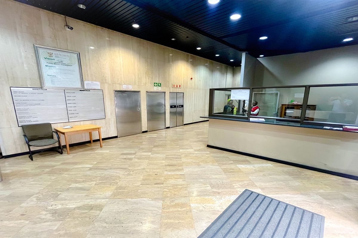 Office space to let in Johannesburg - Photo 3