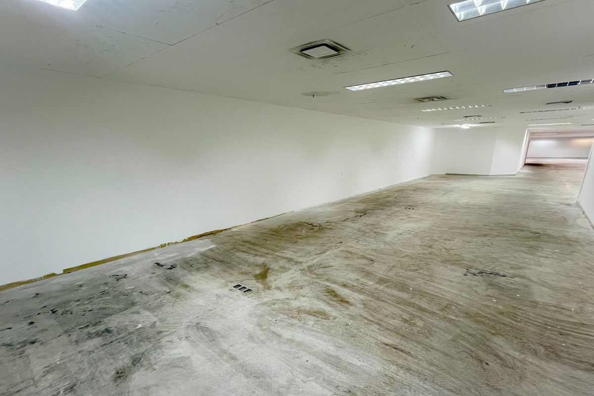 Office space to let in Johannesburg - Photo 4