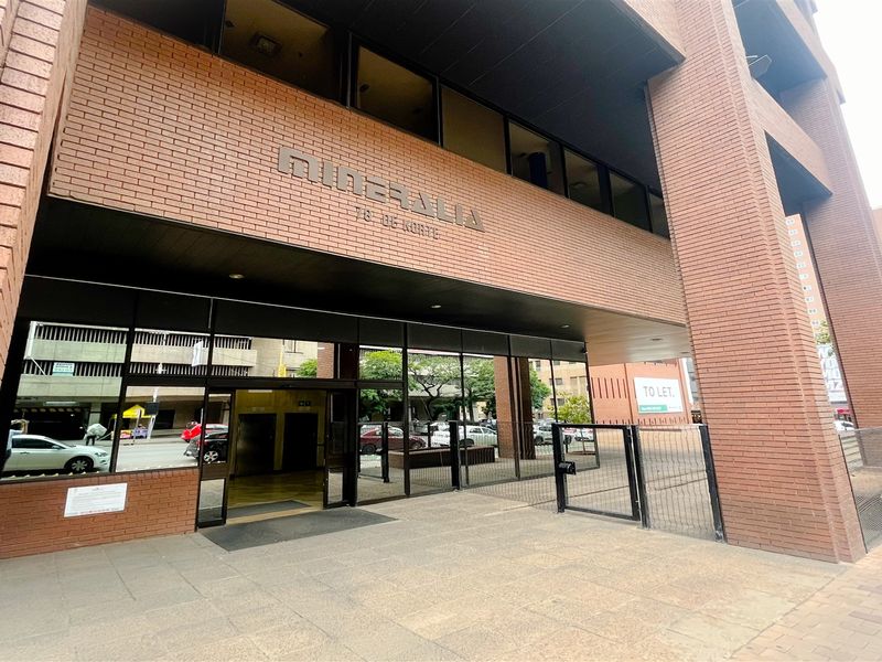 Office space to let - Photo 1