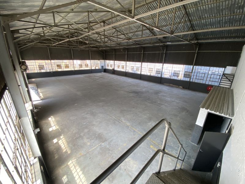 Industrial Space for Lease in Edenvale – small offices,maximizing warehouse. - Photo 2