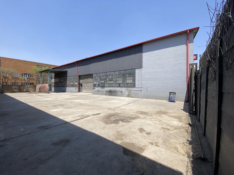 Industrial Space for Lease in Edenvale – small offices,maximizing warehouse. - Photo 10
