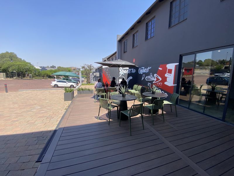 Centrally Located Warehouse in Midrand’s Prime Business Hub - Photo 10