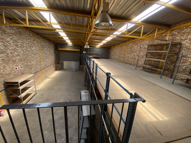 Centrally Located Warehouse in Midrand’s Prime Business Hub - Photo 2