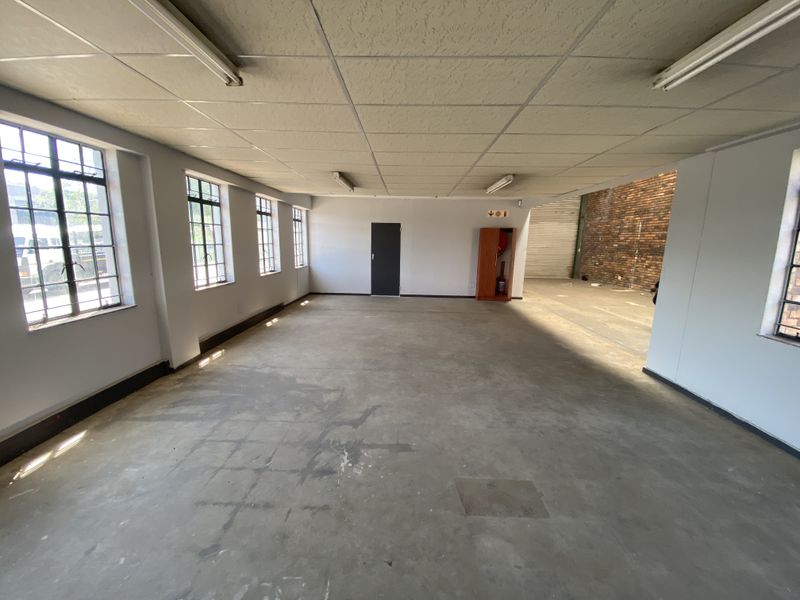 329m2 warehouse avalible in Halfway house,Midrand. - Photo 2