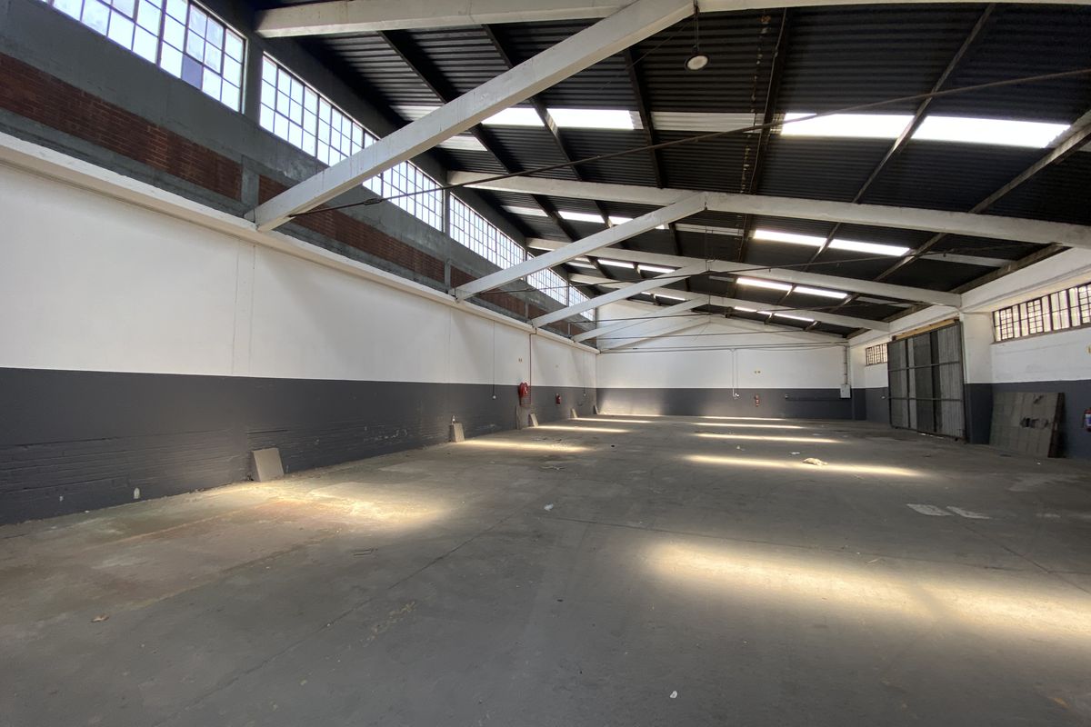 No Offices warehouse in Edenvale. - Photo 3