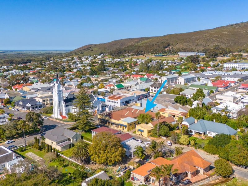 Prime Commercial Property with Diverse Rental Income in the Heart of Bredasdorp - Photo 2