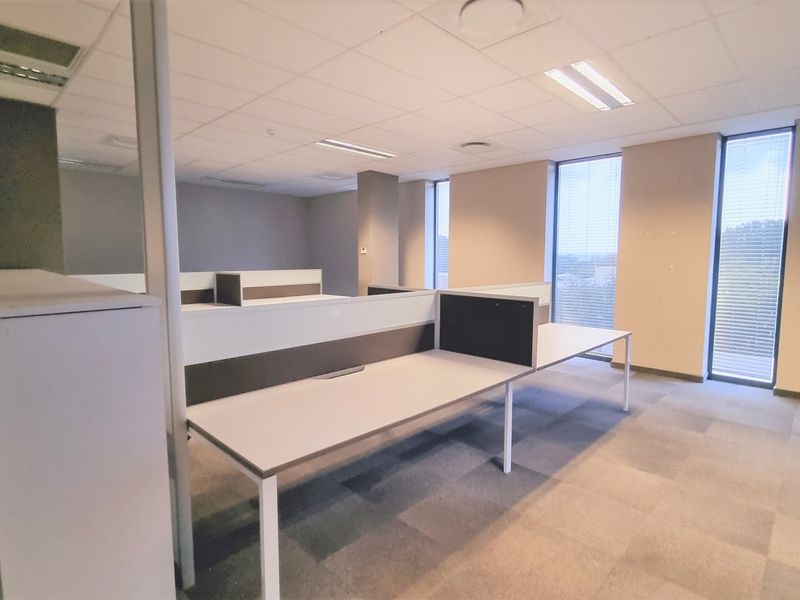 Office space of 5108m2 in a Free-Standing building in Bryanston - Photo 7