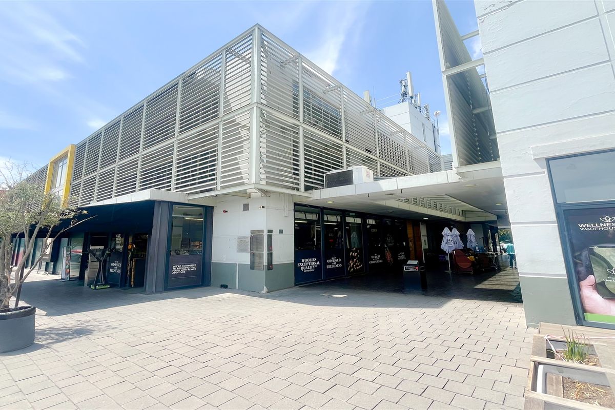 Office space to let in Parktown North - Photo 2