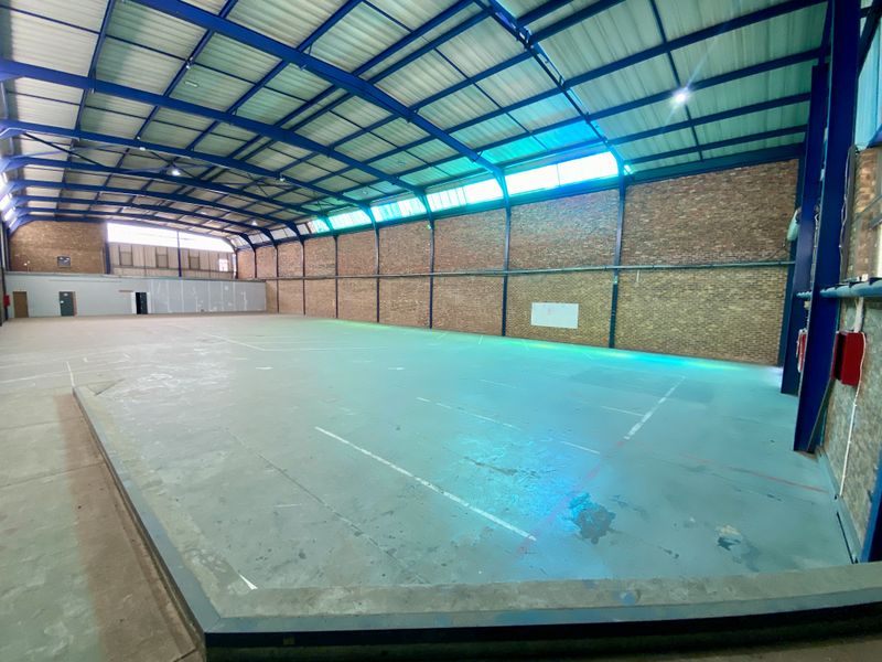 Highway facing warehouse's for lease/sale in Corporate Park South, Randjespark. - Photo 5