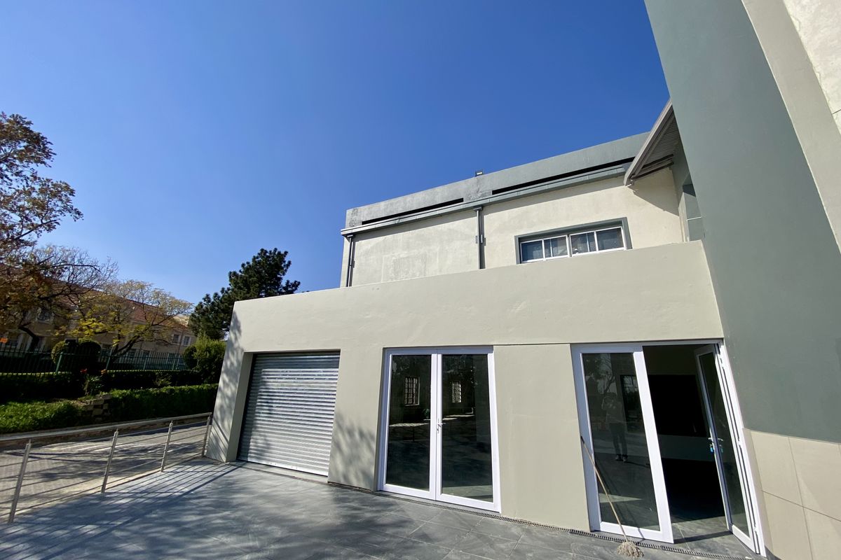 346m2 Ground-Floor Showroom/Storage Unit To Let in The Link, Halfway House – Prime Visibility on Old - Photo 2