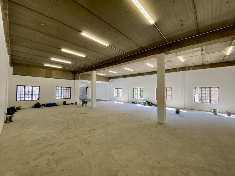 346m2 Ground-Floor Showroom/Storage Unit To Let in The Link, Halfway House – Prime Visibility on Old - Photo 5