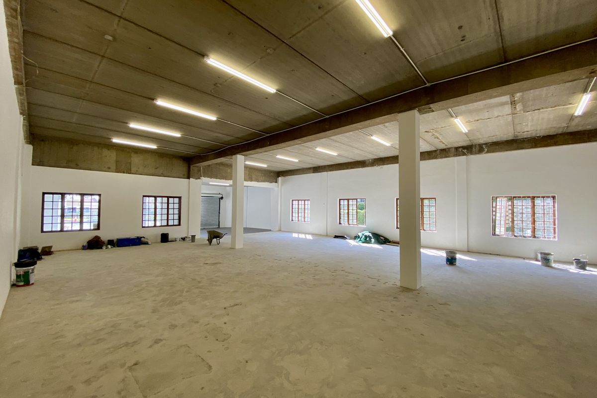 346m2 Ground-Floor Showroom/Storage Unit To Let in The Link, Halfway House – Prime Visibility on Old - Photo 5