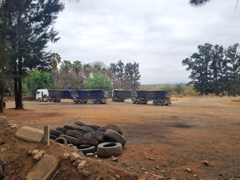 Rustenburg R24!Prime Business Spot! - Photo 3