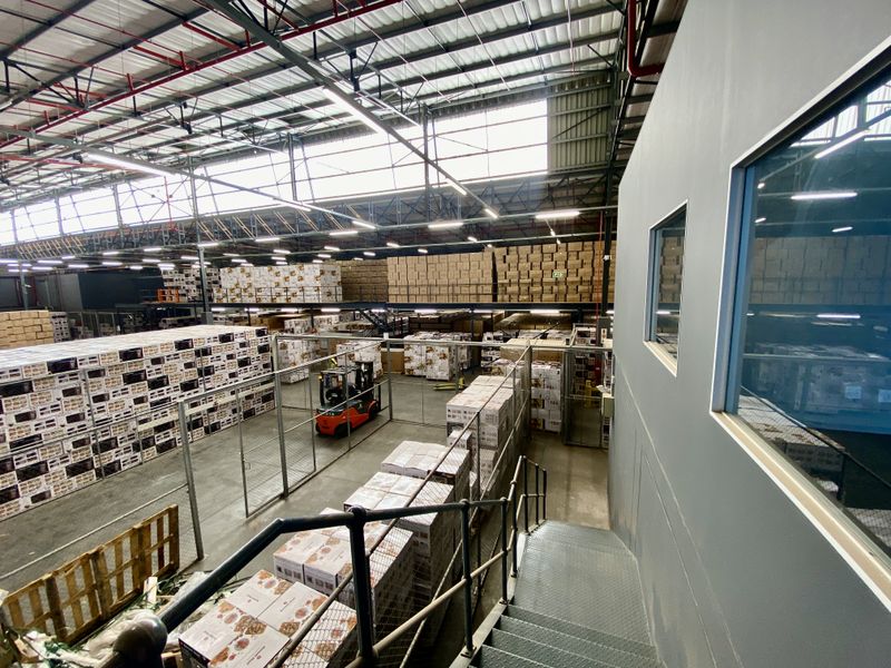A-Grade Warehouse for Rent | Modern Finishes | Louwlardia Centurion - Photo 3