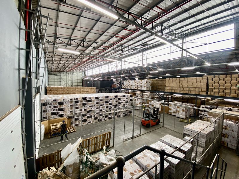 A-Grade Warehouse for Rent | Modern Finishes | Louwlardia Centurion - Photo 2