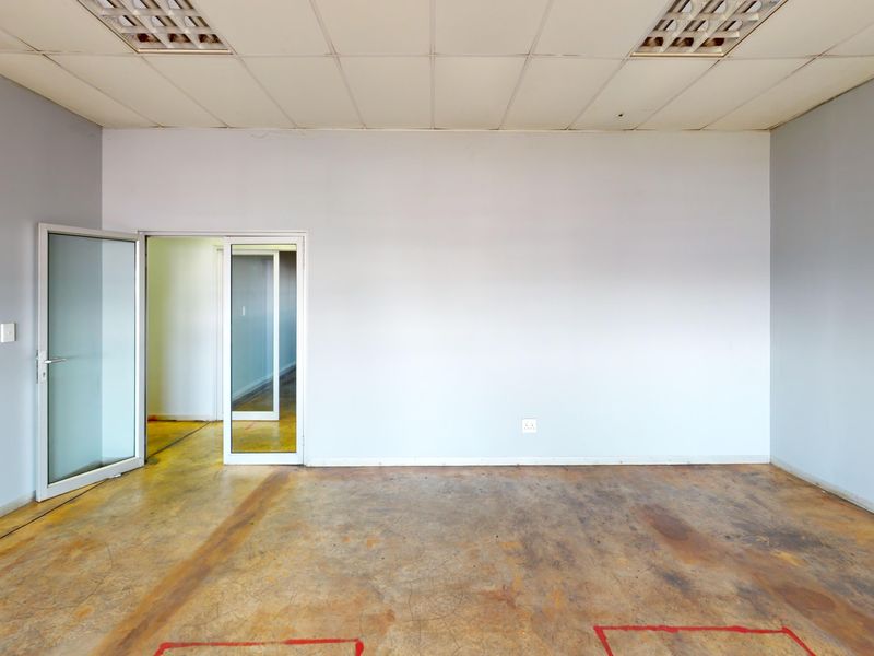 Modern Office Suite for Administration, Finance or Professional Services - Photo 9