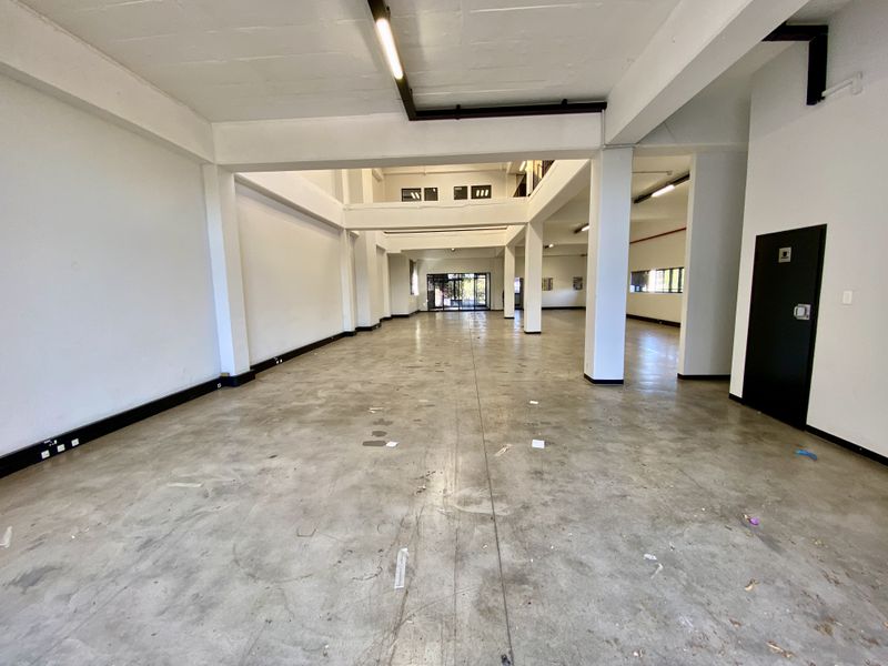 High-Visibility Showroom, Office & Warehouse Space To Let – Old Pretoria Road, Midrand - Photo 6