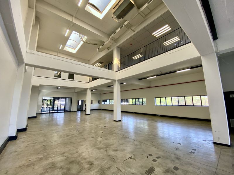 High-Visibility Showroom, Office & Warehouse Space To Let – Old Pretoria Road, Midrand - Photo 4