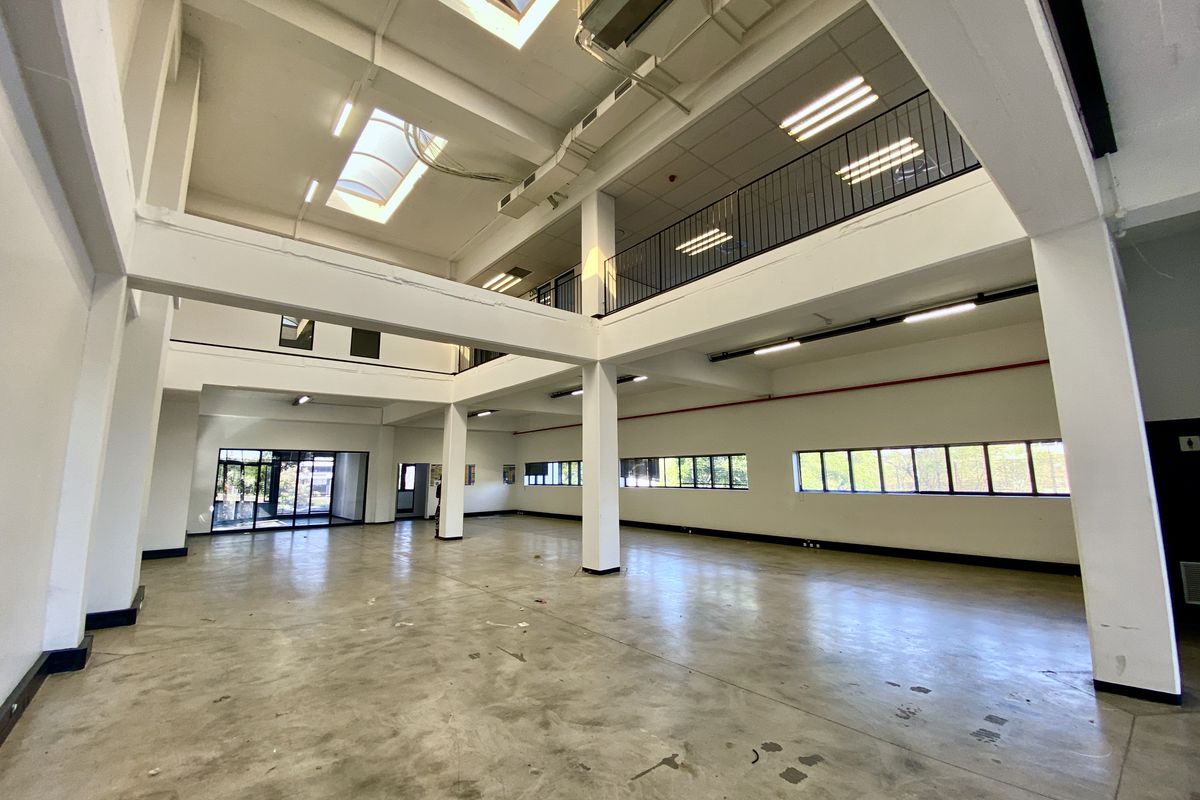 High-Visibility Showroom, Office & Warehouse Space To Let – Old Pretoria Road, Midrand - Photo 4
