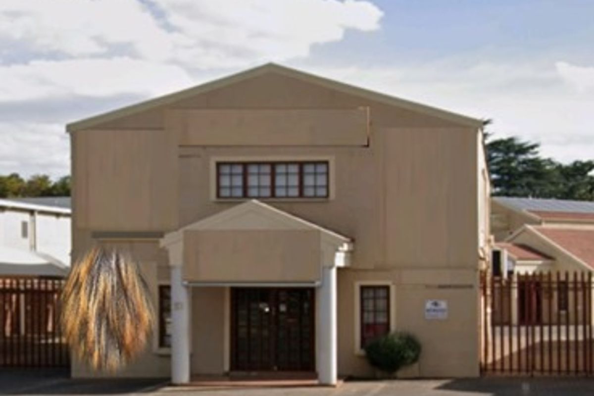 Building For Sale In Vereeniging - Photo 2
