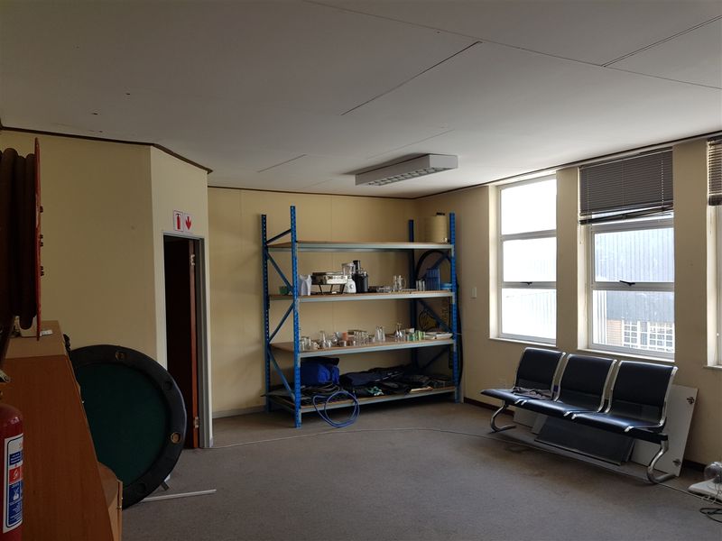 1000m2 warehouse FOR SALE OR FOR LEASE - Photo 7