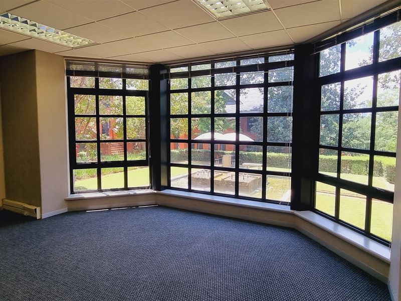 Office space to let on the Ground floor in Peter Place Office Park - Photo 5