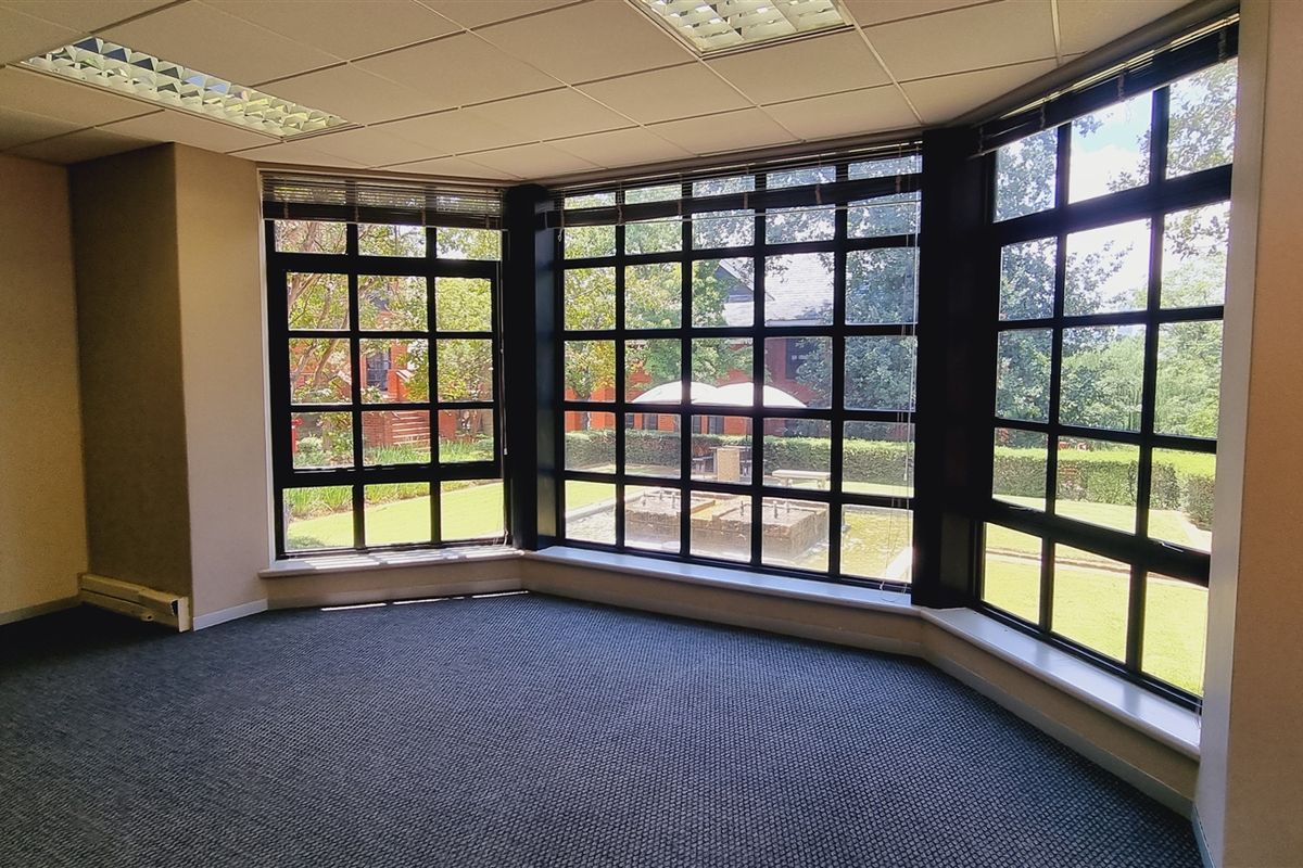 Office space to let on the Ground floor in Peter Place Office Park - Photo 5