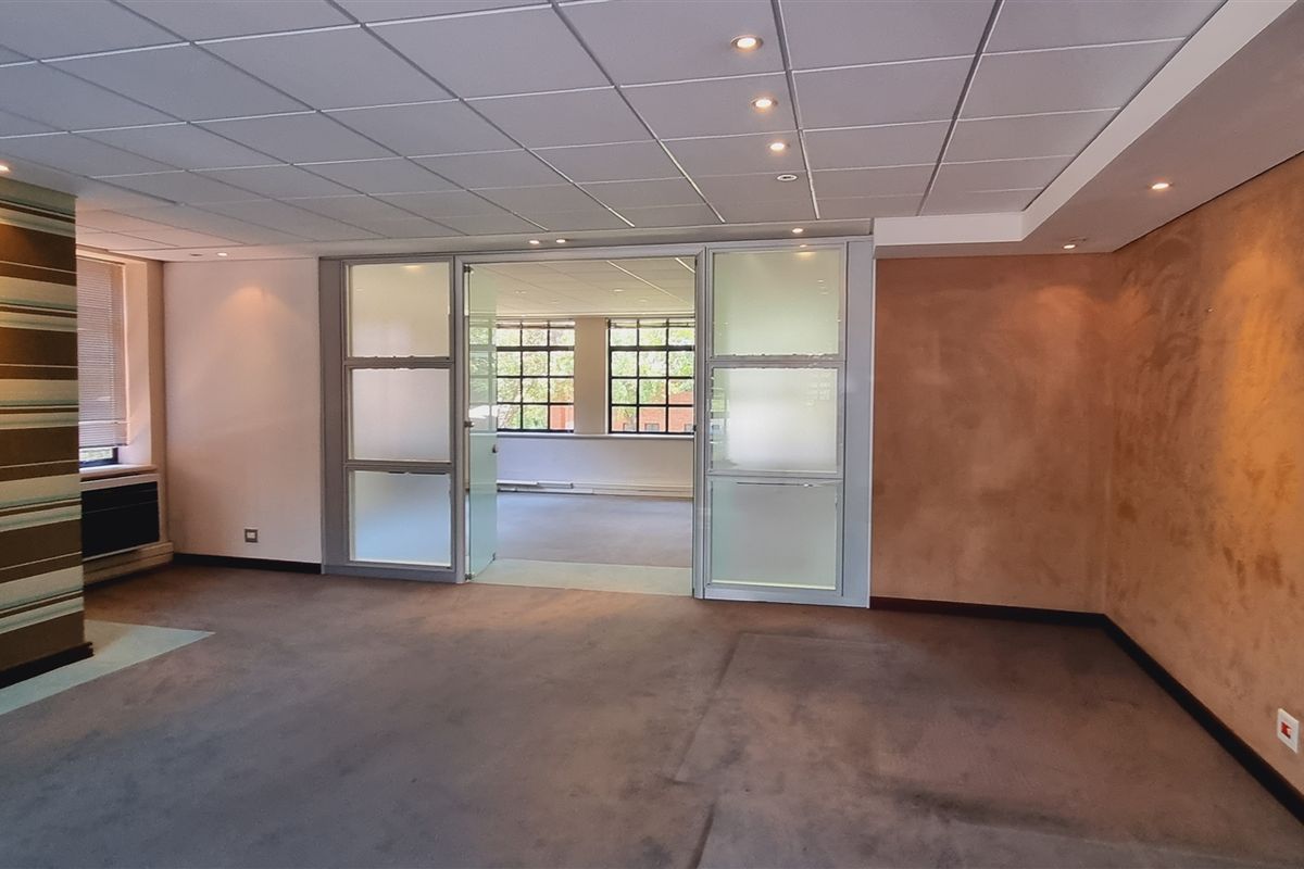 Office space to let on the Ground floor in Peter Place Office Park - Photo 3