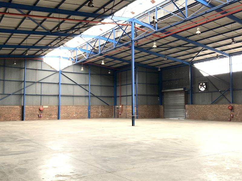 Warehouse to let in Spartan - Photo 8