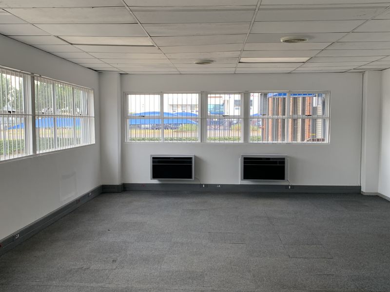 Warehouse to let in Spartan - Photo 6