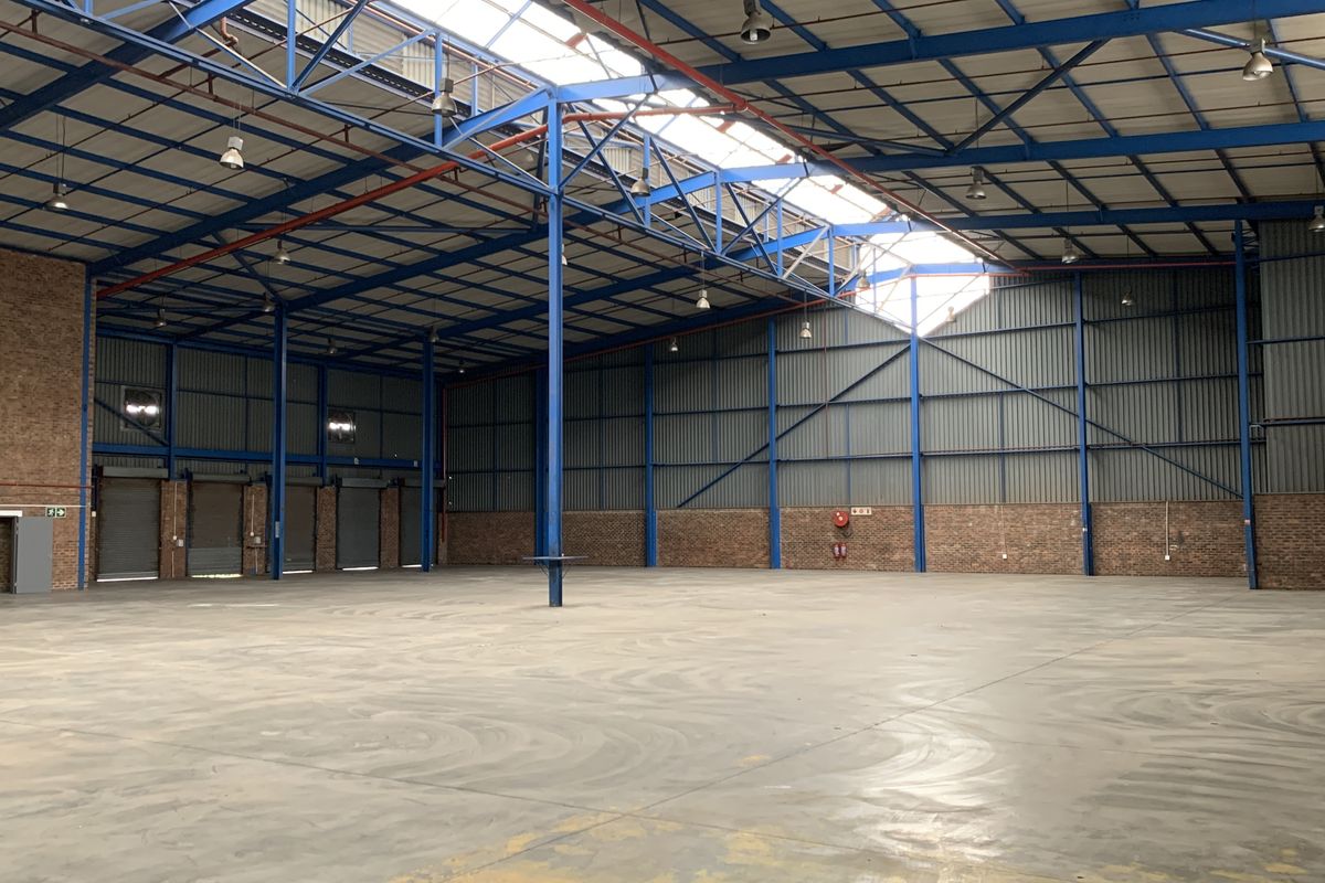 Warehouse to let in Spartan - Photo 2