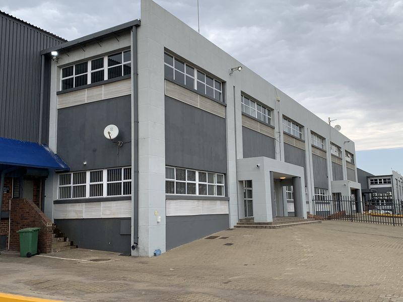 Warehouse to let in Spartan - Photo 4