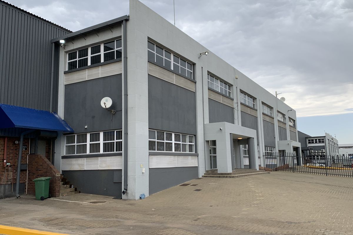 Warehouse to let in Spartan - Photo 4